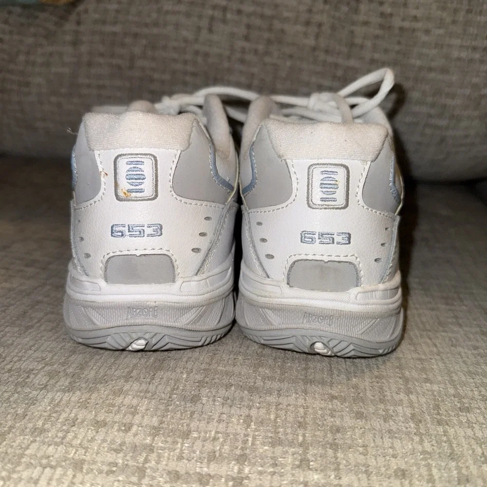 New Balance 653‎ Women's Size 11 White Blue Chunky Tennis Shoes Sneakers